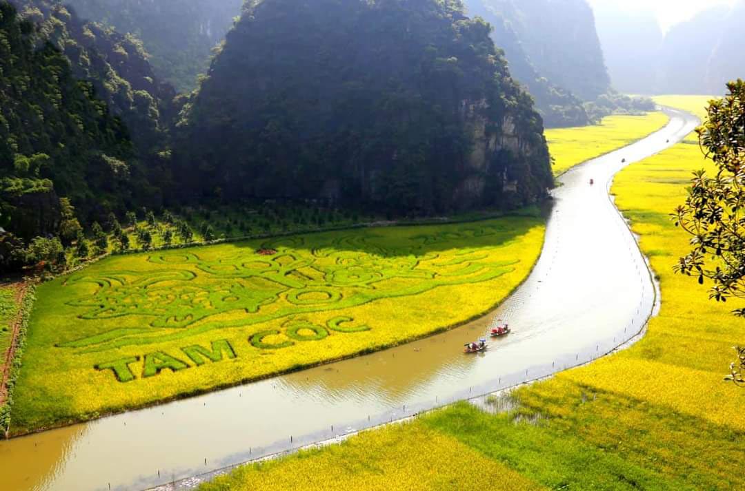 Trang An Grottoes - Valley natural wonders in vietnam